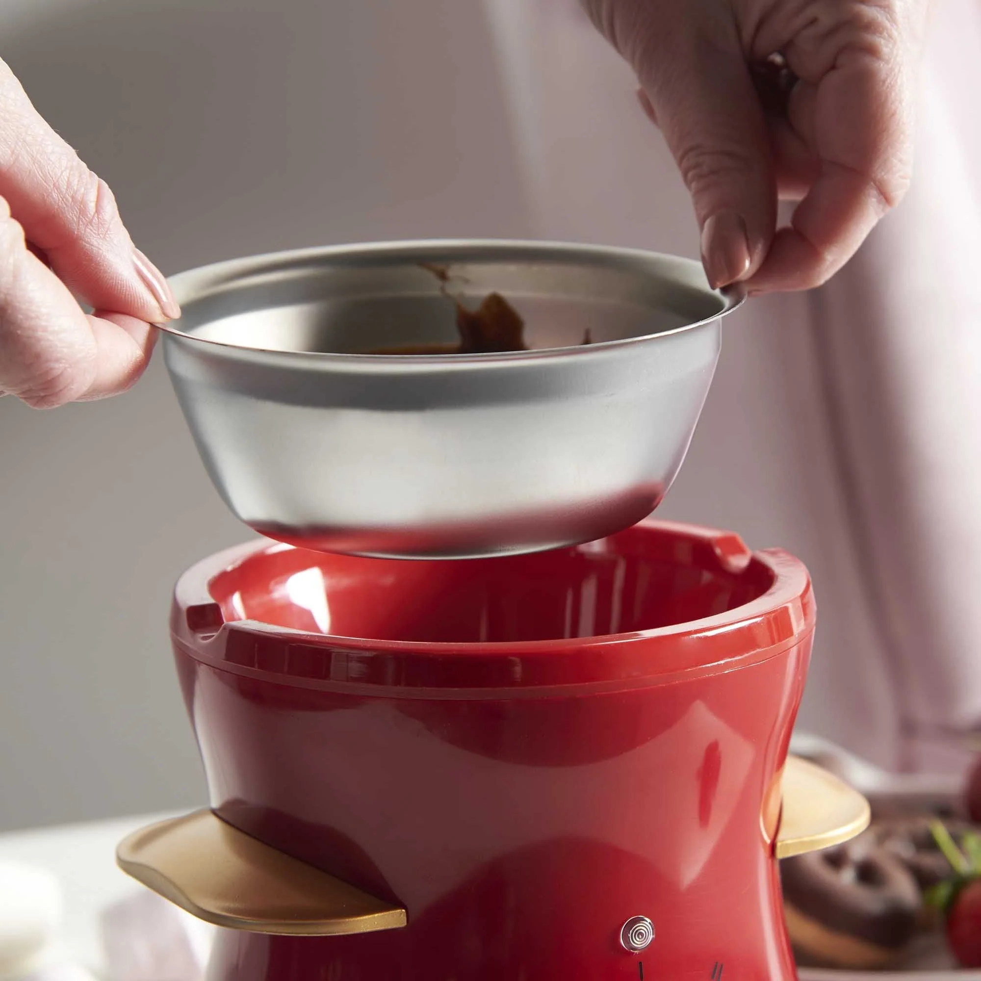 Lewis's Chocolate Fondue Set with Dipsticks - Image 10