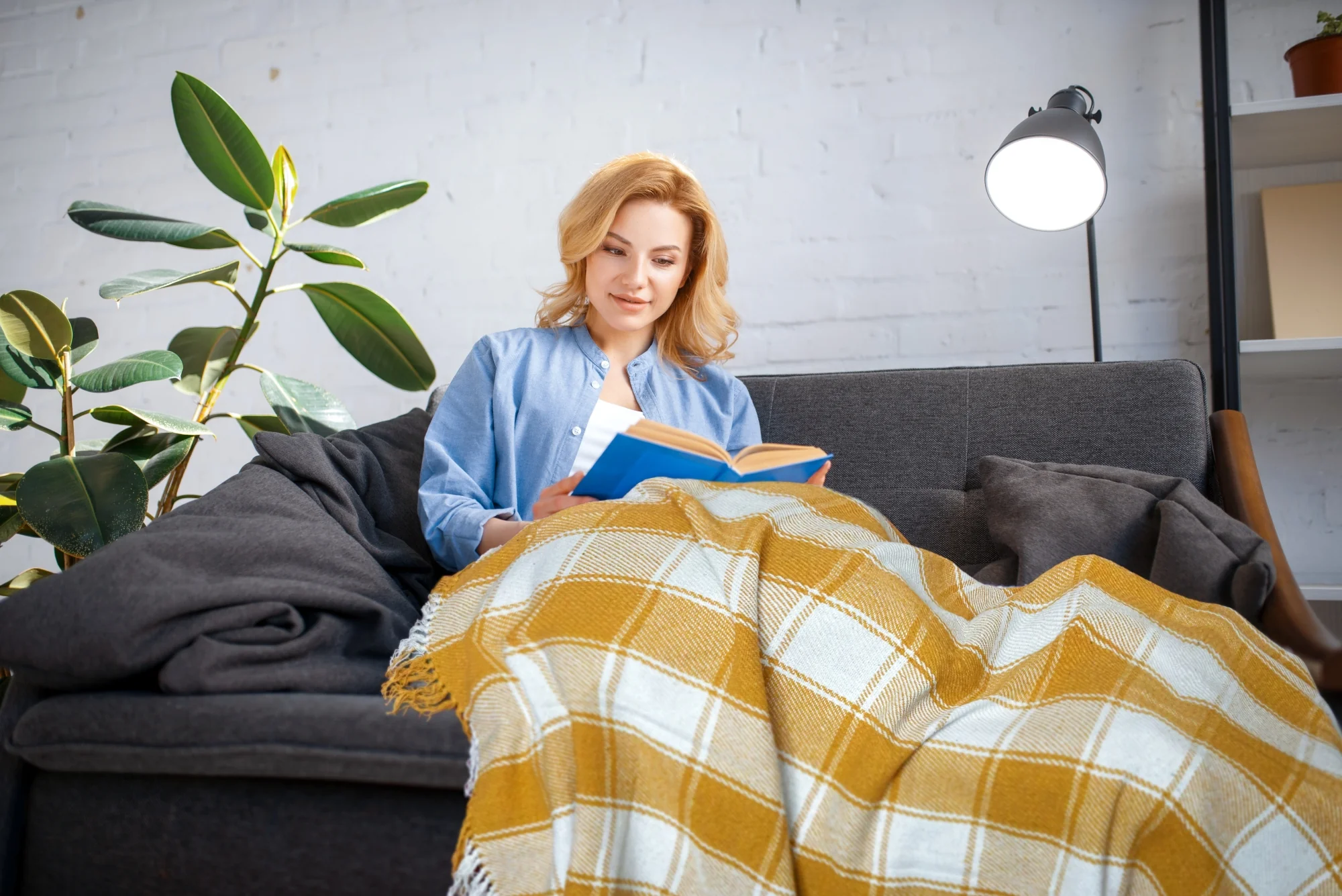 Frisco - Recycled Cotton Throw In Ochre (50 Inch X 60 Inch) - Image 3