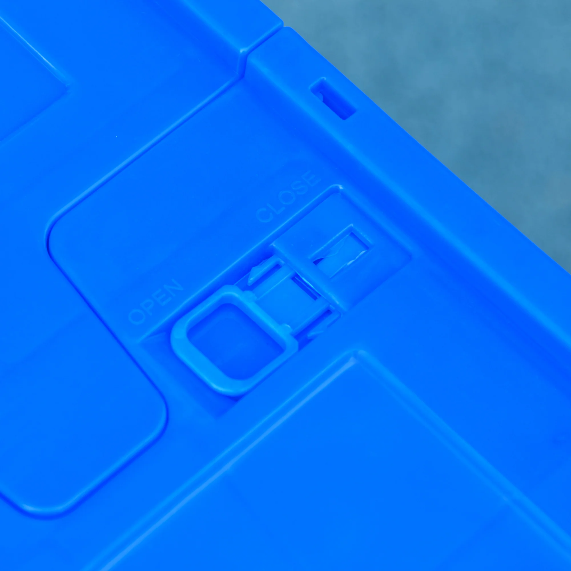 HOMCOM Bicycle Trailer with 65L Foldable Storage Box and Pneumatic Tyres, Blue - Image 9