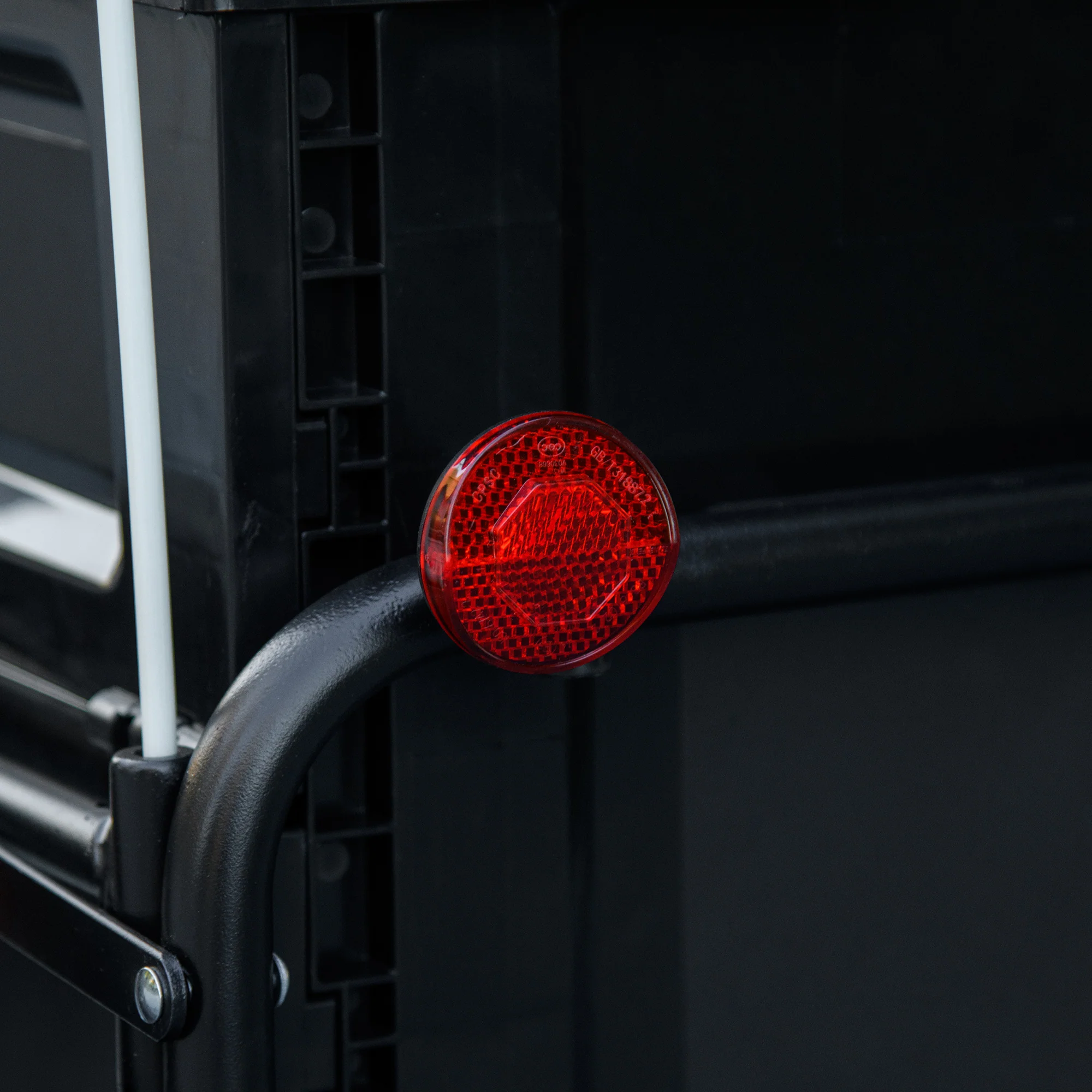 HOMCOM Bicycle Trailer With Foldable Storage Box And Pneumatic Tyres - Blue/Black - Image 18