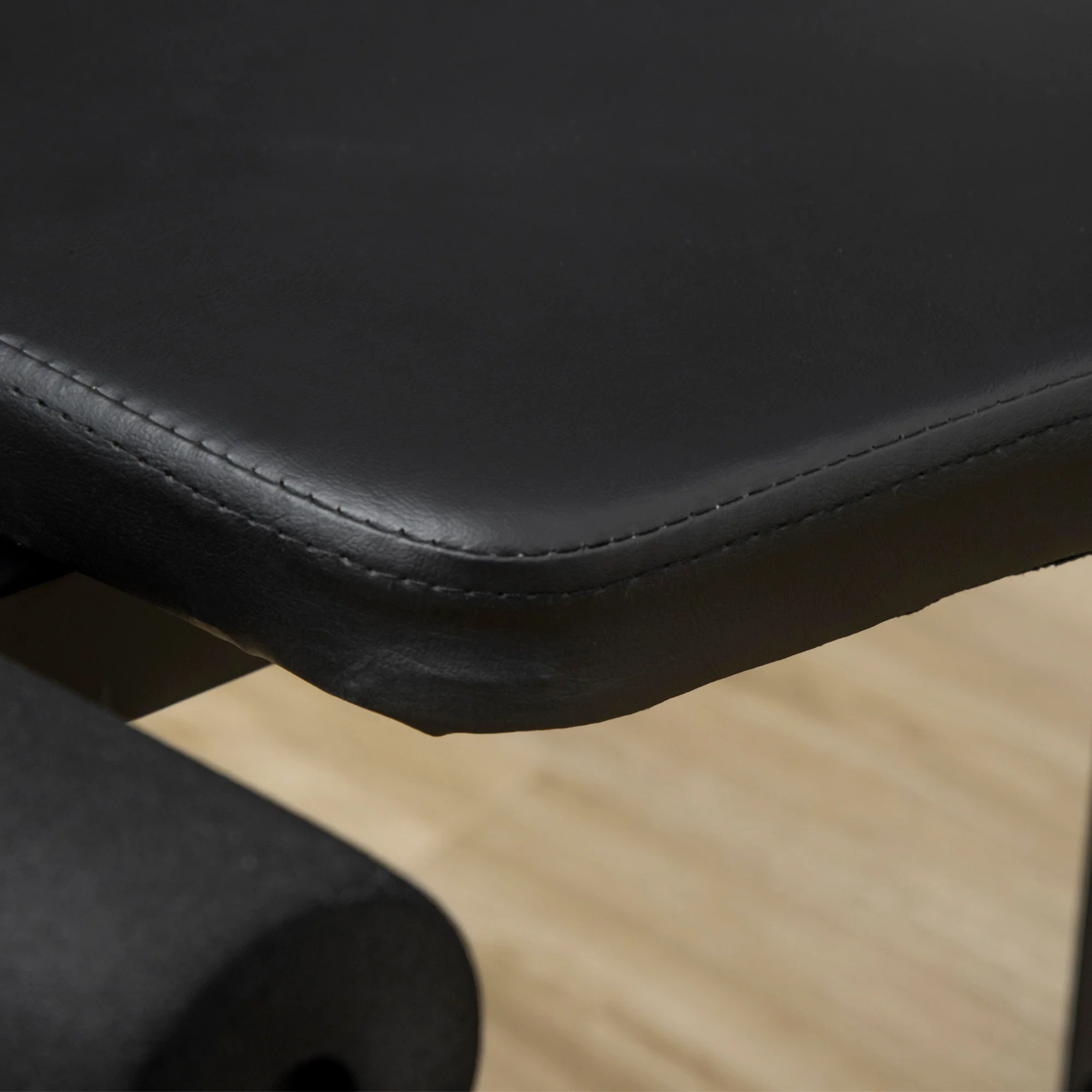 HOMCOM Multifunction Home Gym Machine with 45kg Weights for Full Body Workout - Image 9