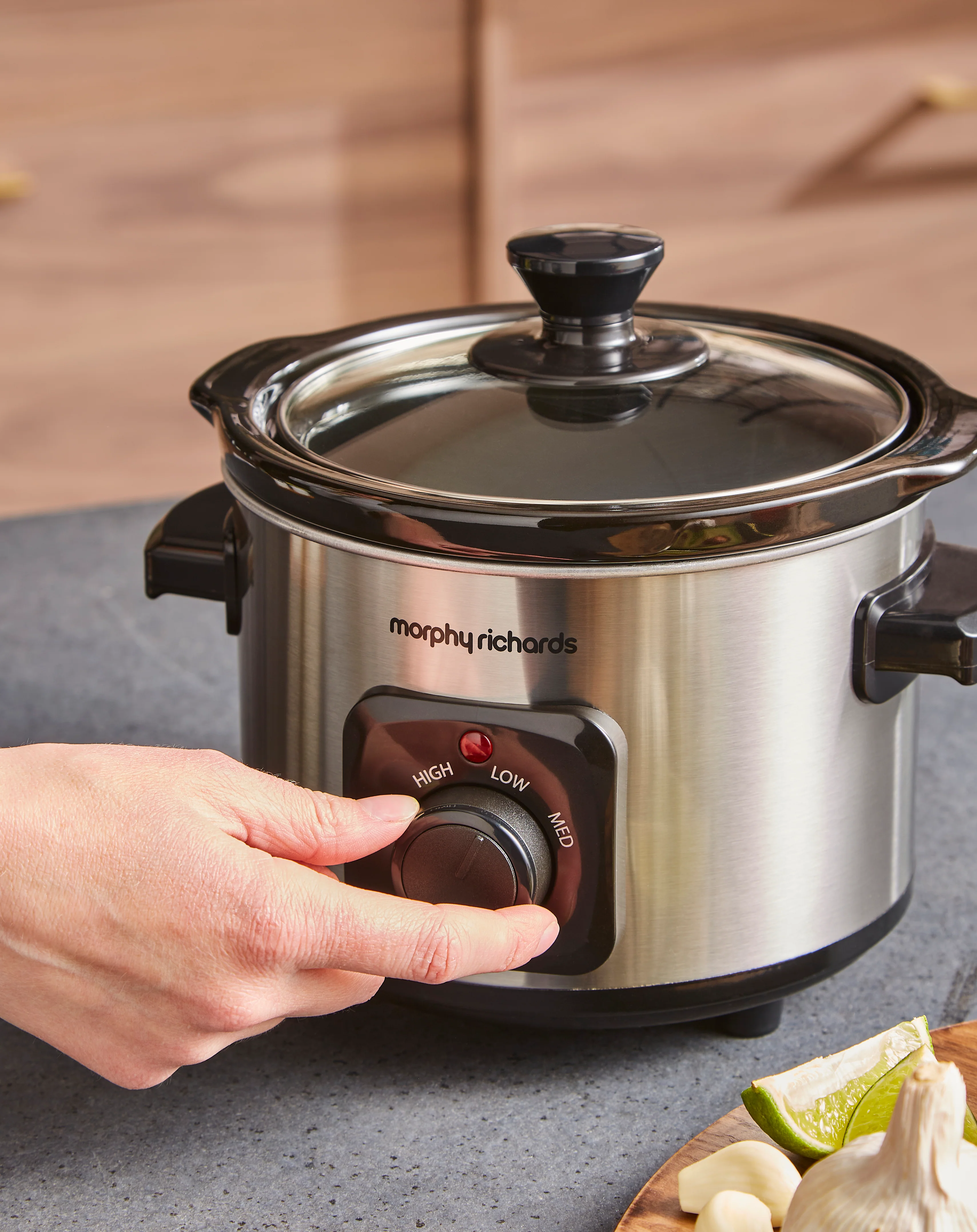 Morphy Richards 1.5L Ceramic Slow Cooker - Image 8