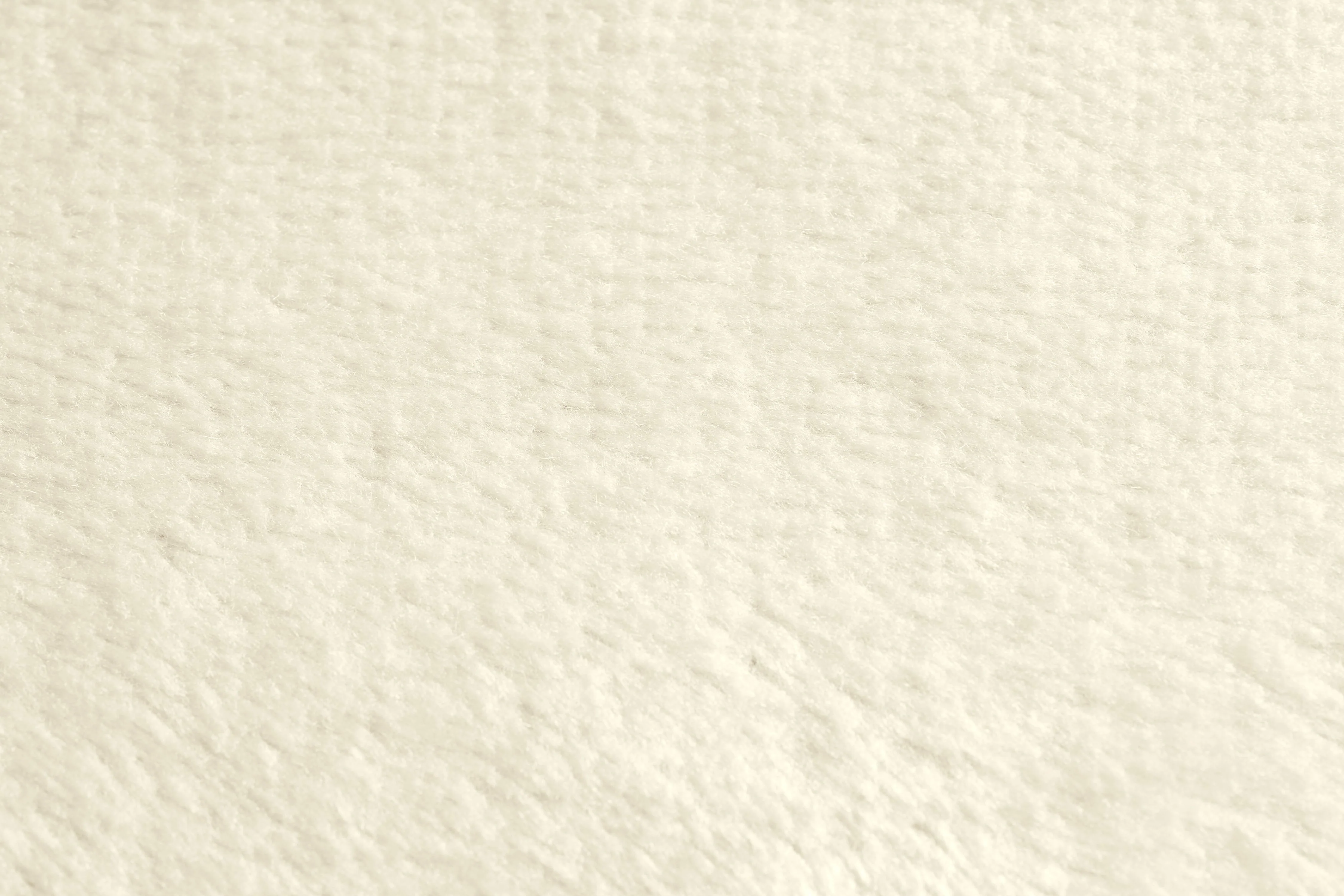 Snug Flannel Fleece Blanket ? Super Soft Throw in Cream - Image 4