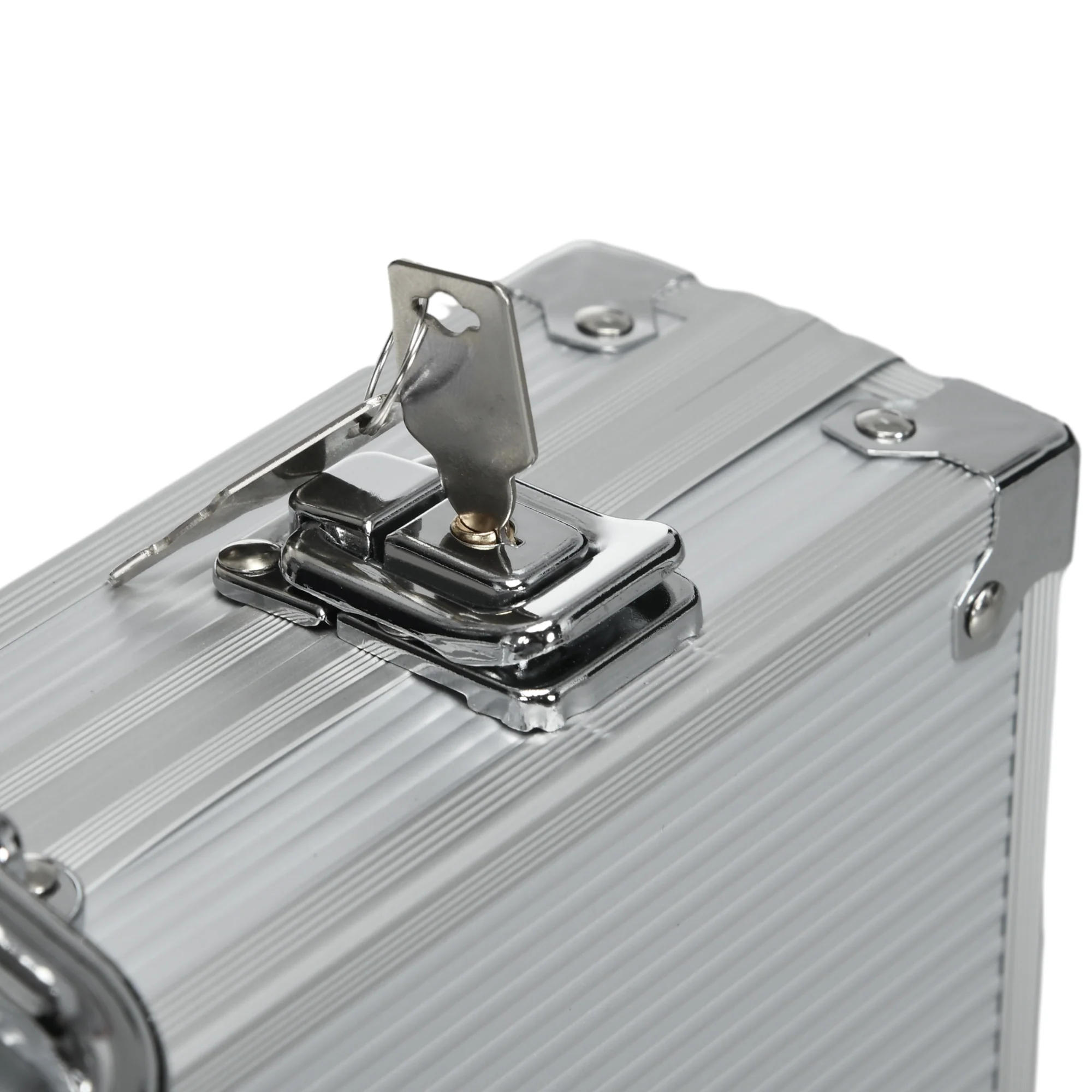 SPORTNOW 300-Piece Poker Chips Set W/ Mat, Aluminium Case, Two Decks Of Cards - Image 9