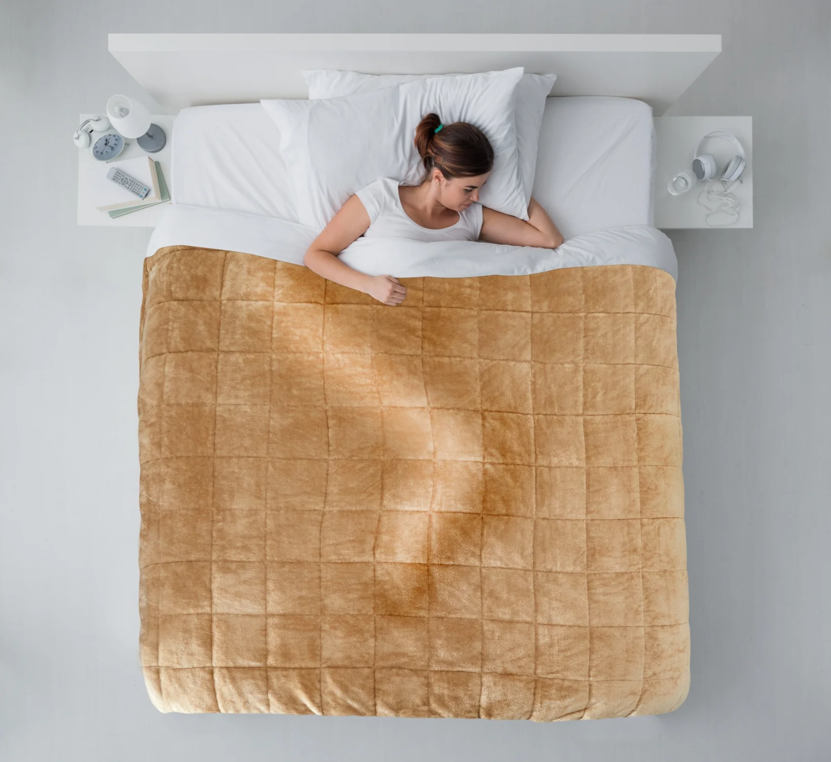 Weighted Sherpa Blanket in Taupe - Image 3